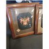 Image 2 : 2 SOLID OAK FRAMED FAMILY CREST PRINTS