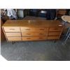 Image 1 : DEILCRAFT 9 DRAWER DRESSER