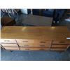 Image 2 : DEILCRAFT 9 DRAWER DRESSER