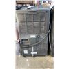 Image 8 : LOT OF 3 PORTABLE AIR CONDITIONERS FOR PARTS OR REPAIR