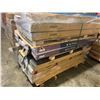 Image 3 : PALLET OF ASSORTED FLOORING; VANWOOD COTTAGE OAK 17 BOXES 528.7 SQ. FT., HARBOUR OAK 11 BOXES 342.1