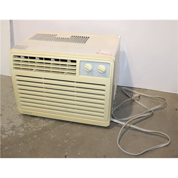 DANBY WINDOW AIR CONDITIONER