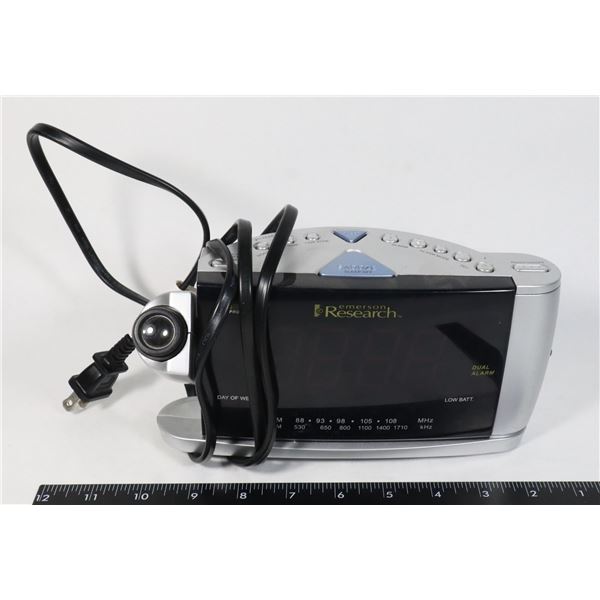 PROJECTION ALARM CLOCK