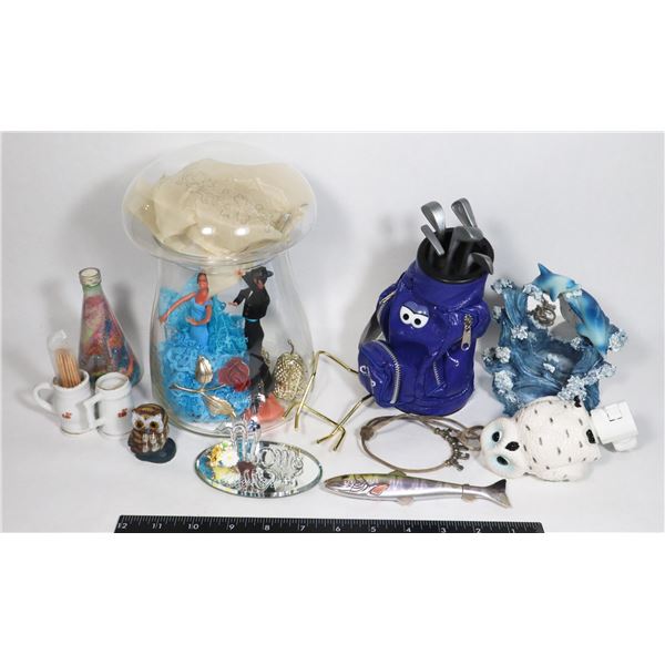 LOT OF ASSORTED DECORATIVE ITEMS