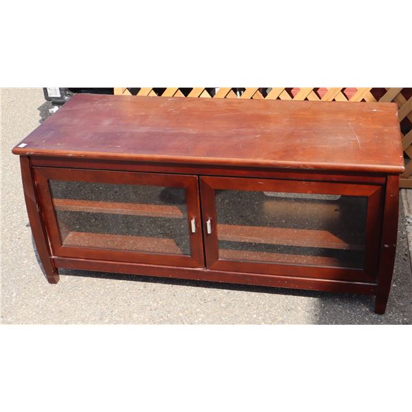 ESTATE TV STAND, ONE HINGE NEEDS REPAIRS ON GLASS