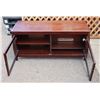 Image 3 : ESTATE TV STAND, ONE HINGE NEEDS REPAIRS ON GLASS