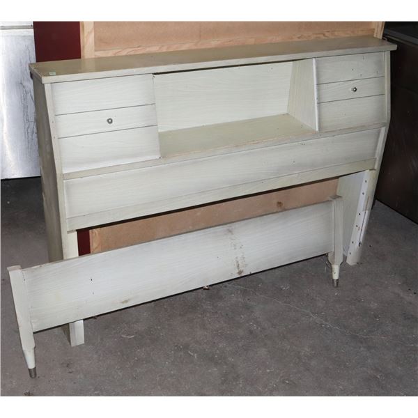 VINTAGE ESTATE DOUBLE SIZE HEADBOARD/ FOOTBOARD