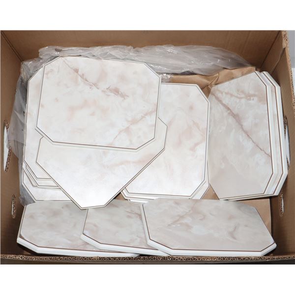 BOX OF COUNTERTOP HOT ITEM HOLDERS