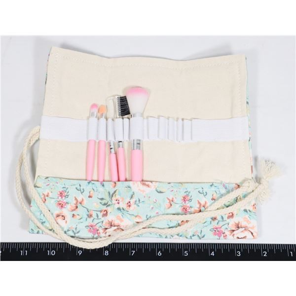 NEW TRAVEL MAKE UP BRUSHES AND POUCH