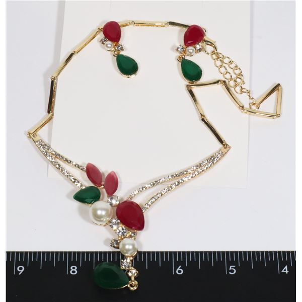 NEW RHINESTONE NECKLACE AND EARRING SET