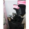 Image 3 : #7 GOLF CLUB BAG BOXED SET EV 460 GOLF CLUBS