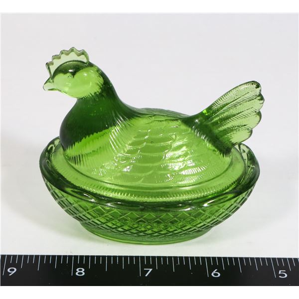 #662 BRITISH GLASS HEN CANDY DISH