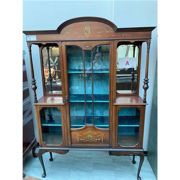 1 DOOR GLASS FRONT FLORAL MOTIF LOCKING CABINET (WITH KEY) APPROX 77"X52"X14"
