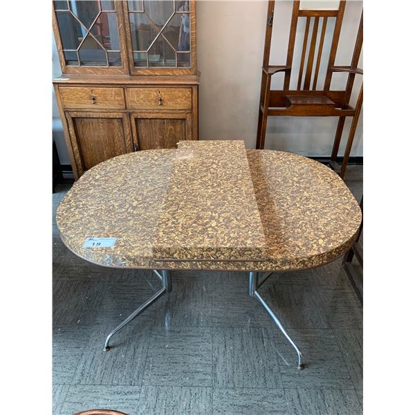 VINTAGE OVAL DINING TABLE WITH LEAF APPROX 62"X36"X28"