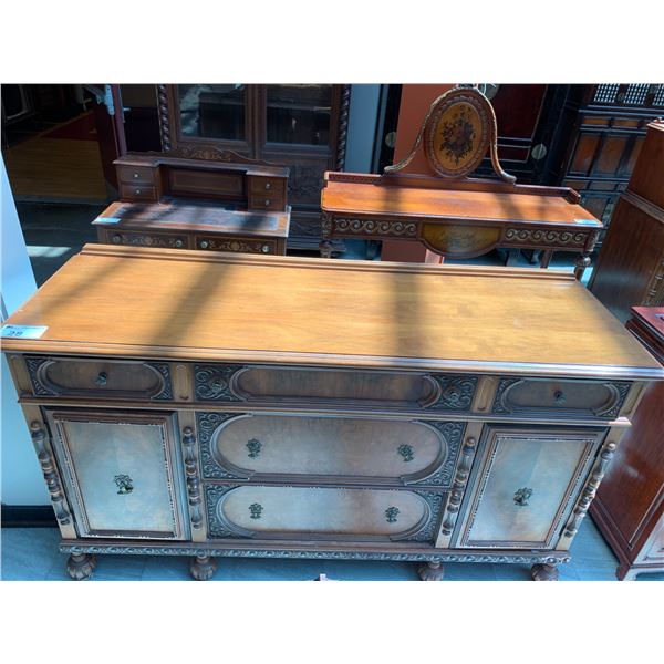 2 DOOR 5 DRAWER WOOD DRESSER APPROX 32"X66"X21"