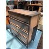 Image 2 : 4 DRAWER WOOD DRESSER APPROX 39"X32"X17"