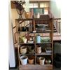 Image 3 : WOOD SHELVING UNIT & LARGE ASSORTMENT OF PLANTER POTS