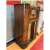 Image 2 : VINTAGE RCA VICTOR RADIO BOX APPROX 42"X27"X14"