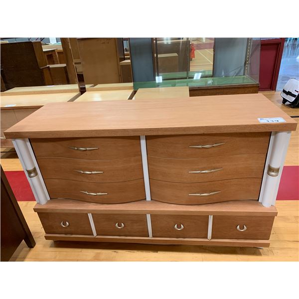 6 DRAWER WOOD DRESSER APPROX 32"X52"X18"