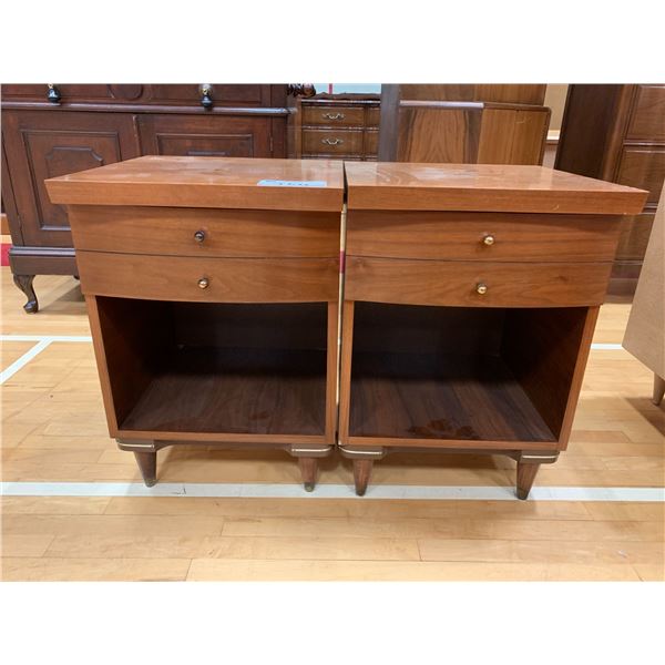 2 1 DRAWER WOOD NIGHT STANDS APPROX 24 X17 X17 