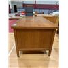 Image 3 : 6 DRAWER WOOD LOCKING DESK (NO KEY) APPROX 31"X60"X34"