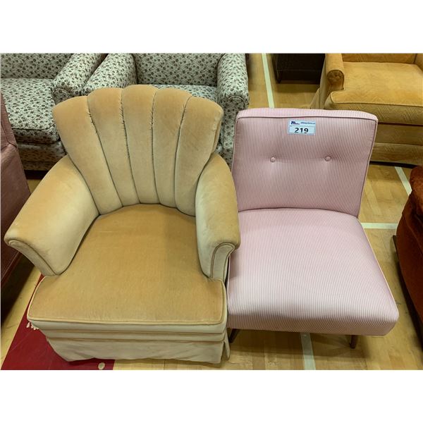 2 VINTAGE LOUNGE CHAIRS