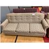 Image 2 : 2-PC TUFTED SOFA SET INCLUDING; SOFA & LOUNGE CHAIR