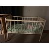 Image 4 : 3 ASSORTED SIZE CRIBS (2 MOBILE)