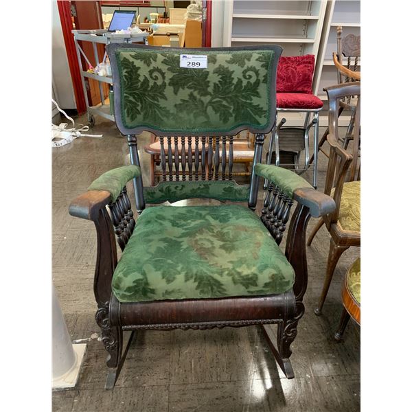 VINTAGE WOOD ROCKING CHAIR