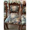 Image 3 : 5 CARVED WOOD DINING CHAIRS