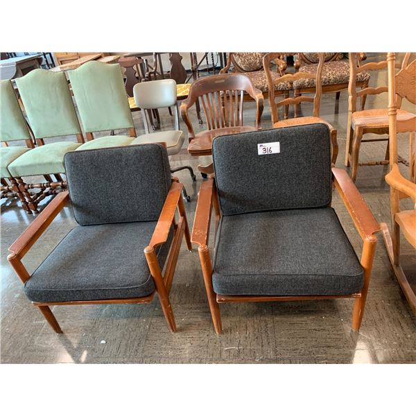 2 VINTAGE WOOD LOUNGE CHAIRS (SOME SCRATCHES)