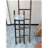 Image 2 : 10' WOOD LADDER & 3' WOOD LADDER