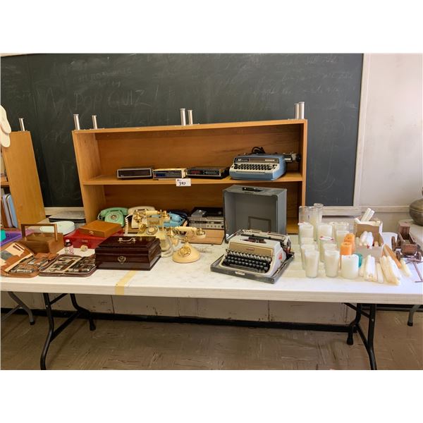 ASSORTED ITEMS INCLUDING; UNDERWOOD TYPEWRITER, VINTAGE RADIOS, SHAVING KITS, CANDLES & MORE (TAB...