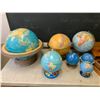 Image 6 : ASSORTED ITEMS INCLUDING; GLOBES, LOCKBOXES, PLAQUES, DESK TOP ACCENTS & MORE (TABLE NOT INCLUDED)