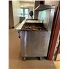 Image 2 : STAINLESS STEEL INDUSTRIAL MOBILE GAS STOVE WITH GRILL PLATE, 4 BURNERS & 2 OVENS APPROX 60"X72"X33"