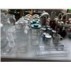Image 3 : ASSORTED ITEMS INCLUDING; SALT & PEPPER SHAKERS, SPICE & HERB CONTAINERS, MASON JARS & MORE (TABL...