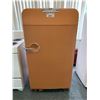 Image 1 : FRIGIDAIRE VINTAGE FRIDGE