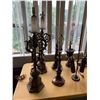 Image 4 : ASSORTED LAMPS (TABLE NOT INCLUDED)