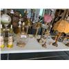 Image 1 : ASSORTED LAMPS SOME WITH SHADES (TABLE NOT INCLUDED)