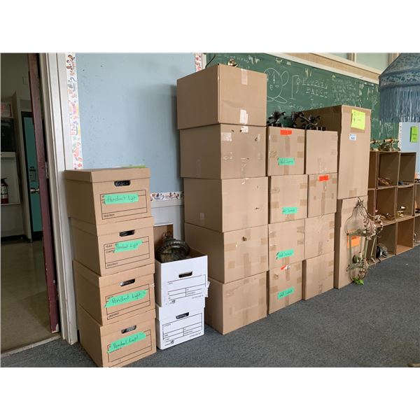 ASSORTED SCONCES & LIGHT FIXTURES