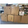 Image 6 : 7 BOXES OF ASSORTED ITEMS INCLUDING; SHOES, STUFFED ANIMALS, CLOTHING & MORE