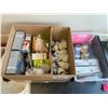 Image 2 : 2 BOXES OF ASSORTED LIGHT BULBS & LAMPS