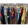 Image 1 : *L2* RACK OF ASSORTED DRESSES (RACK NOT INCLUDED)