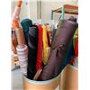 Image 2 : *L2* BIN OF ASSORTED TEXTILES