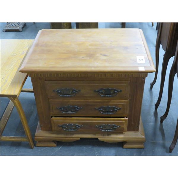 Oak 3 Drawer Nightstand