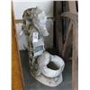 Image 1 : Seahorse Sea Shell Patio Planter