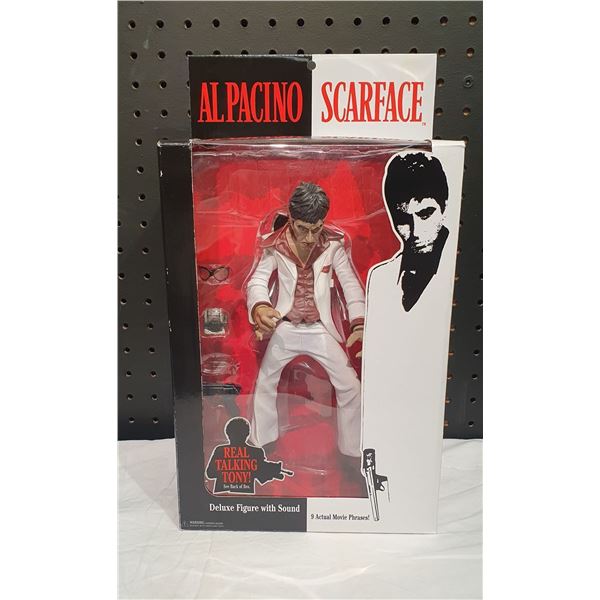 "Scarface" - Al Pacino in White Suit Deluxe Figure w/ Sound 9 movie phrases by Universal Mezco (new