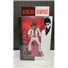 Image 1 : "Scarface" - Al Pacino in White Suit Deluxe Figure w/ Sound 9 movie phrases by Universal Mezco (new