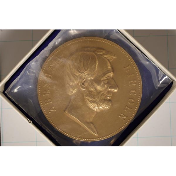 3" SOLID BRONZE ABRAHAM LINCOLN MEDAL IN BOX WITH