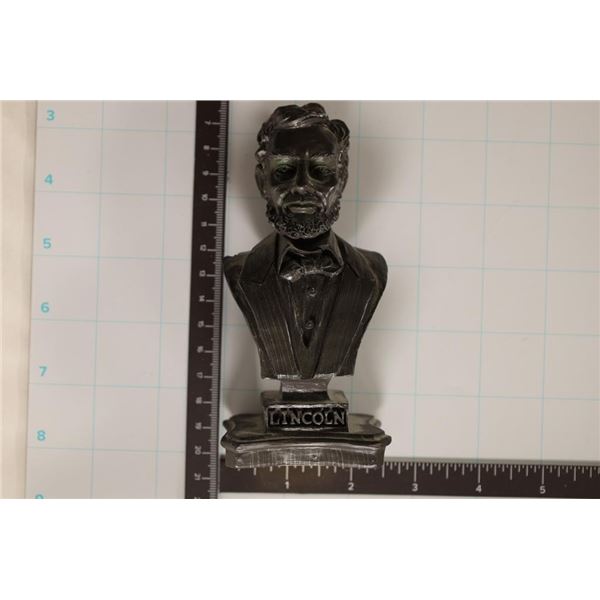 ABRAHAM LINCOLN COLLECTIBLE MINI BUST 5 1/2'' X